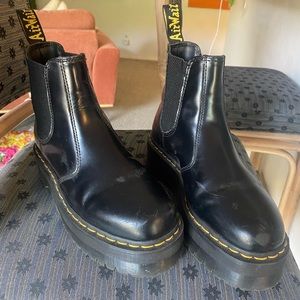 Platform Chelsea doc martens